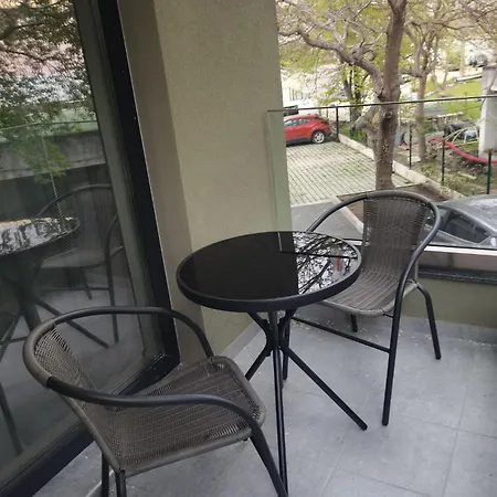 райзен Apartment *